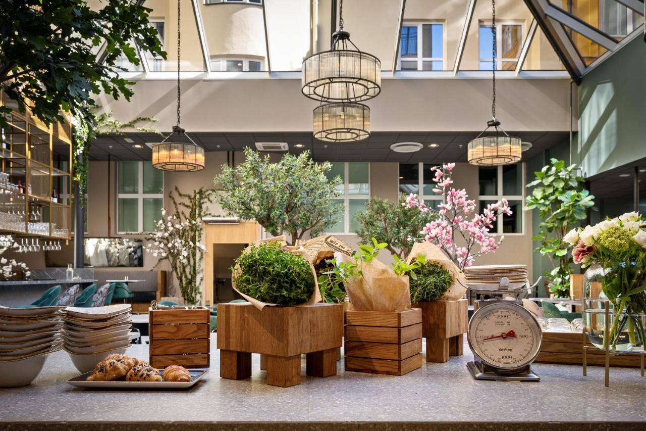 Hotel Karl Johans Gate 35 *